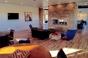 lounge_with_fireplace_camp_verde